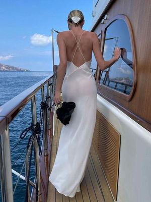 セクシー ストラップレス フローラルドレス バックレス 夕方ドレス V ネック スリムパーティードレス
