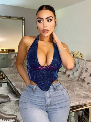 女性の新しいセクシー スパイス トップファッションスタイル スリムショートハルターベスト