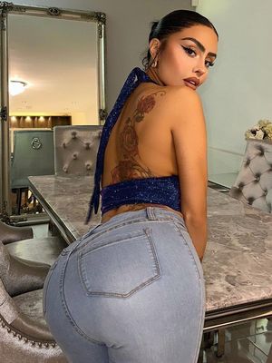 女性の新しいセクシー スパイス トップファッションスタイル スリムショートハルターベスト