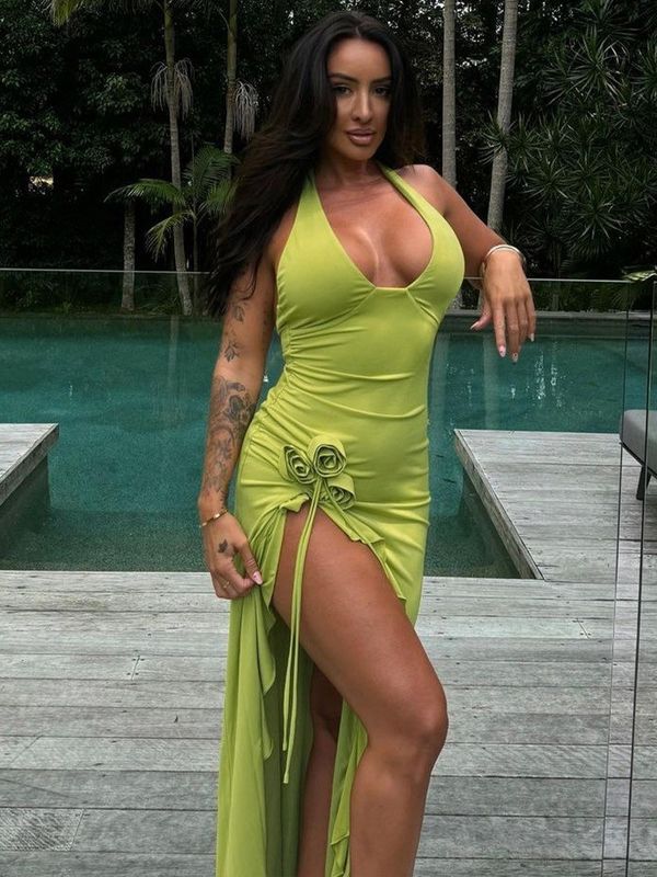 カスタム 春と夏の新しいファッション セクシー 固体色 スリム 高い腰 Vネック ハルタードレス 女性